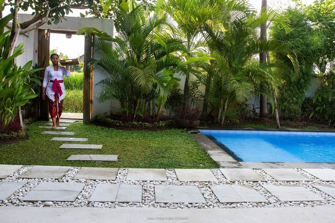 Imagen de la piscina del Hotel Villa Iman. Foto 19