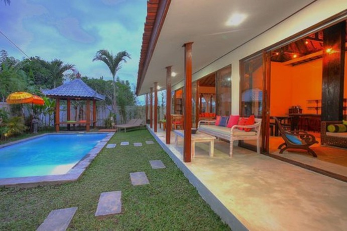 Imagen de la habitación del Hotel Villa Iman. Foto 13