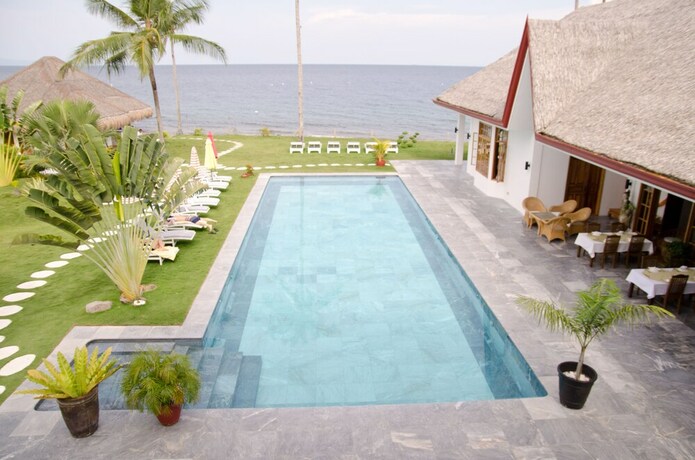 Imagen de la piscina del Hotel Villa In Blue. Foto 35