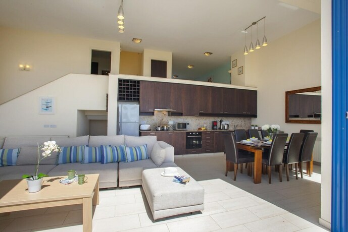 Imagen general del Hotel Villa Infinite Aretousa. Foto 9