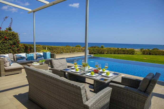 Imagen general del Hotel Villa Infinite Aretousa. Foto 10