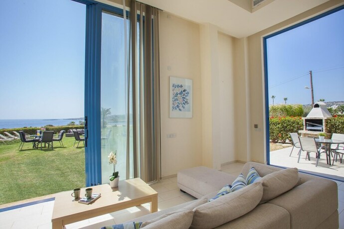 Imagen general del Hotel Villa Infinite Aretousa. Foto 12