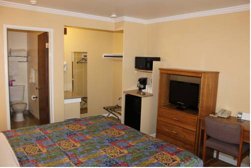 Imagen de la habitación del Hotel Villa Inn, San Rafael. Foto 16
