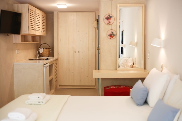 Imagen de la habitación del Hotel Villa Iokasti. Foto 3