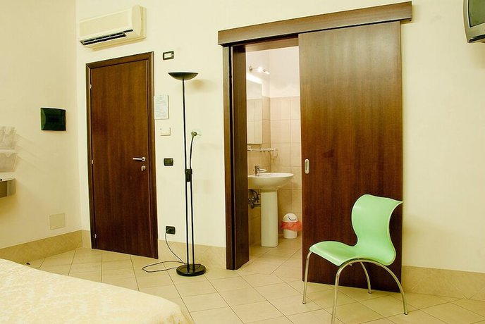 Imagen de la habitación del Hotel Villa Ionia. Foto 7