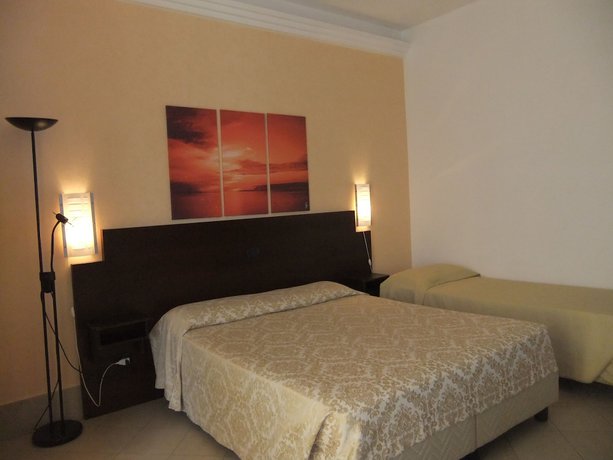 Imagen de la habitación del Hotel Villa Ionia. Foto 10