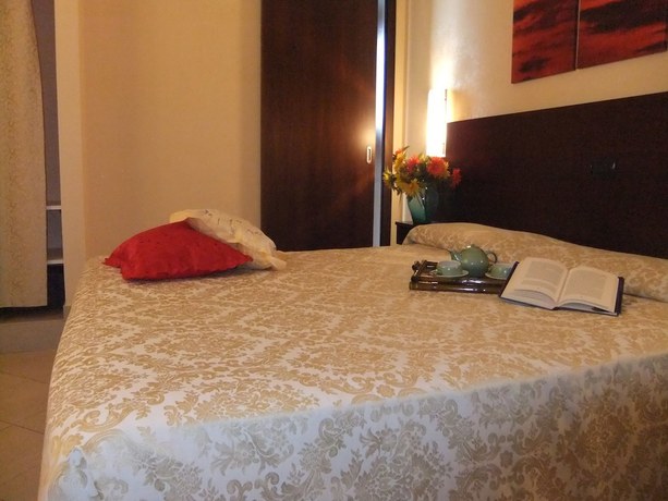 Imagen de la habitación del Hotel Villa Ionia. Foto 17