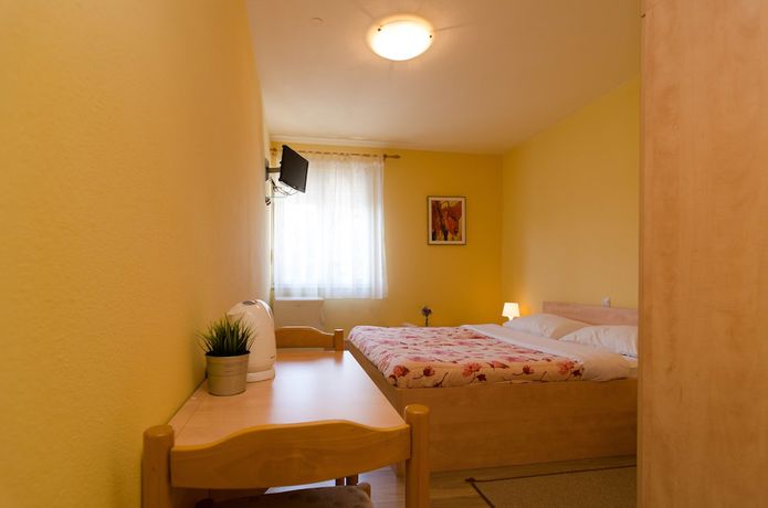 Imagen de la habitación del Hotel Villa Irena. Foto 3