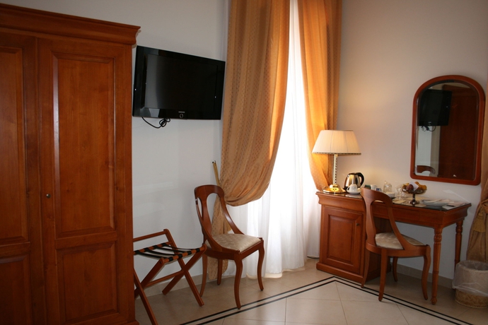 Imagen de la habitación del Hotel Villa Irlanda Grand. Foto 2