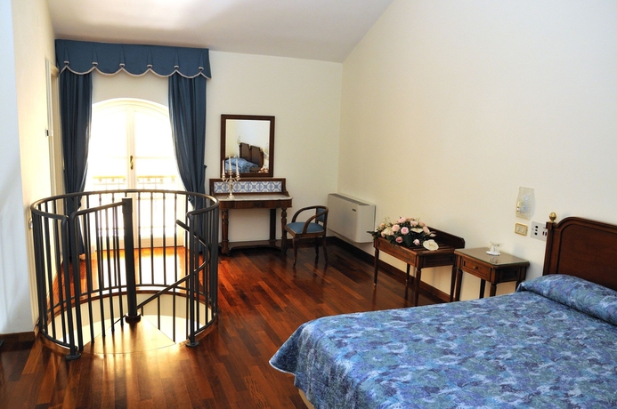 Imagen de la habitación del Hotel Villa Irlanda Grand. Foto 6