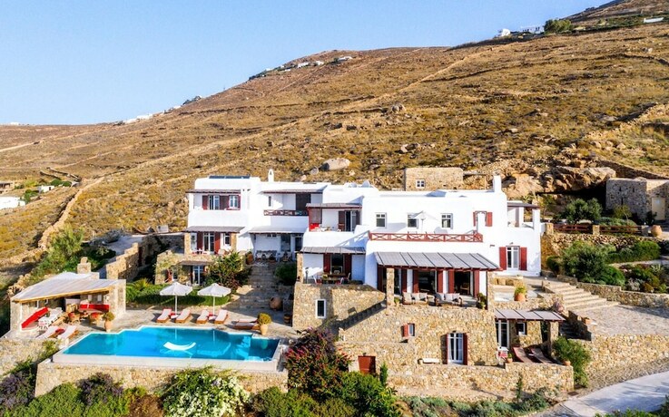 Imagen general del Hotel Villa Isola Paradiso. Foto 18