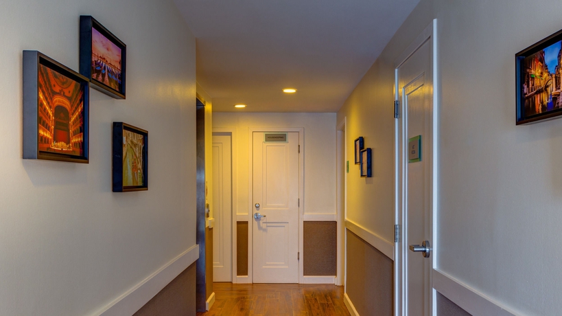 Imagen de los interiores del Hotel Villa Italia, Miami Beach . Foto 15