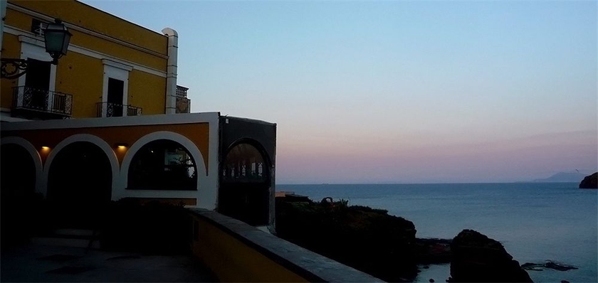 Imagen de los exteriores del Hotel Villa Iulia. Foto 14
