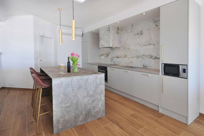 Imagen general del Hotel Villa Iva With sea View and Pool. Foto 9