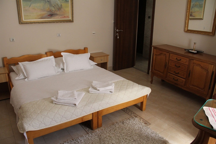Imagen de la habitación del Hotel Villa Ivana. Foto 4