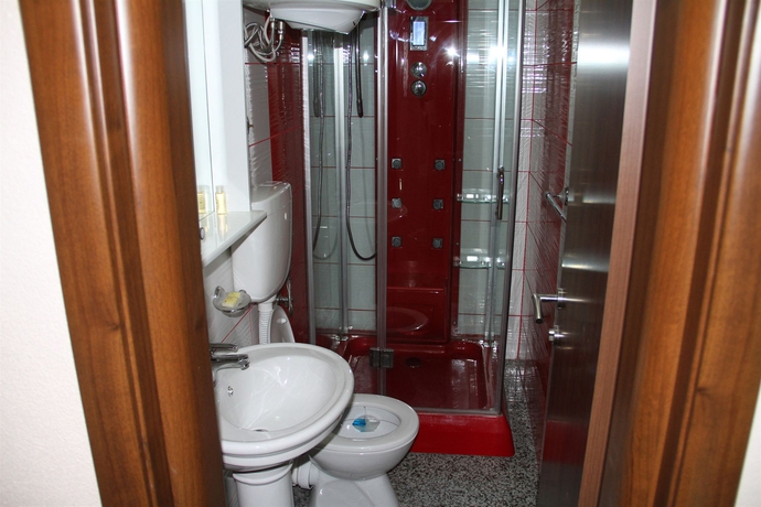 Imagen de la habitación del Hotel Villa Ivana. Foto 8