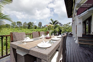 Imagen de la habitación del Hotel Villa Jalak Bali. Foto 5