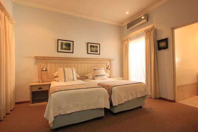 Imagen de la habitación del Hotel Villa Jana. Foto 7