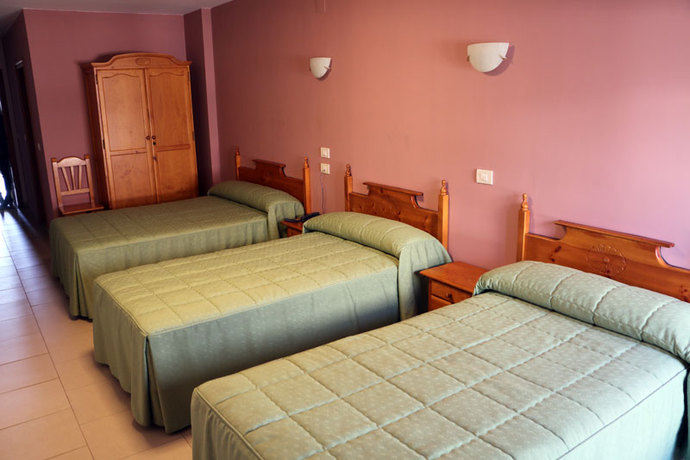 Imagen de la habitación del Hotel Villa Jard&iacute;n. Foto 2