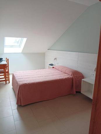 Imagen de la habitación del Hotel Villa Jard&iacute;n, Portomar&iacute;n. Foto 6