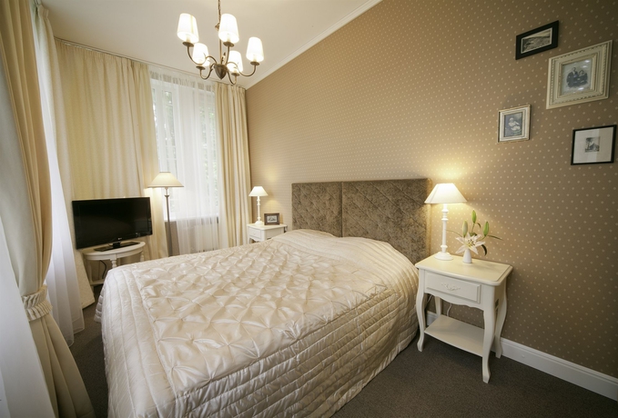 Imagen de la habitación del Hotel Villa Joma. Foto 9