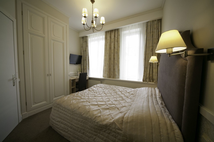 Imagen de la habitación del Hotel Villa Joma. Foto 11