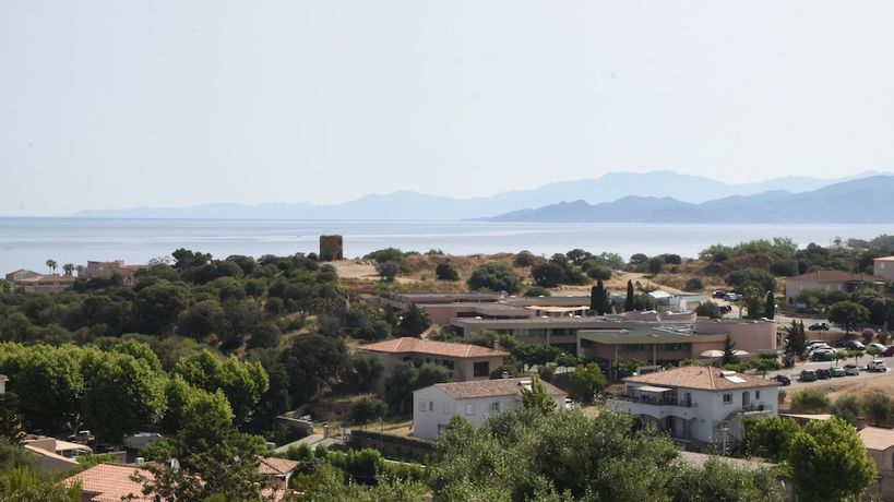 Imagen de la habitación del Hotel Villa Jos&eacute;phine, L'&Icirc;le-Rousse. Foto 4
