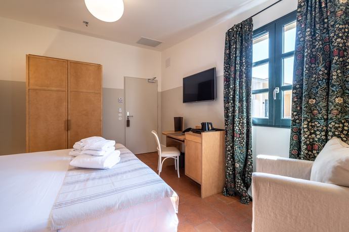 Imagen de la habitación del Hotel Villa Jos&eacute;phine, L'&Icirc;le-Rousse. Foto 19