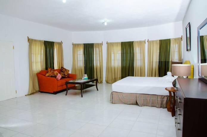 Imagen de la habitación del Hotel Villa Juanita, Happy Grove. Foto 15