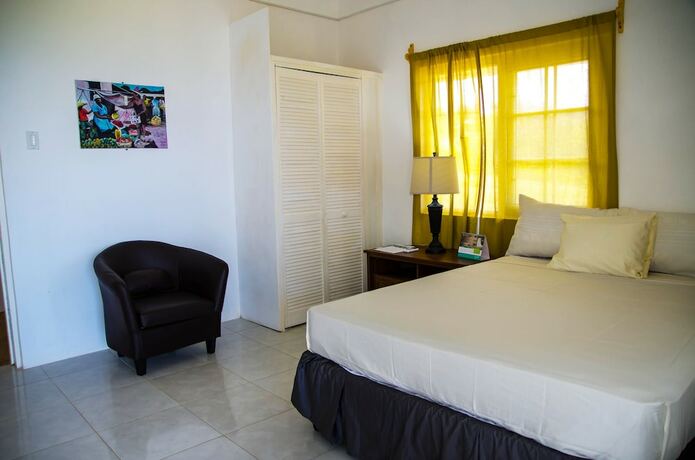 Imagen general del Hotel Villa Juanita, Happy Grove. Foto 9