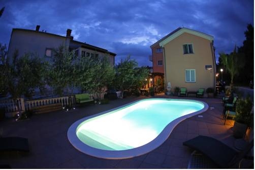 Imagen general del Hotel Villa Julian. Foto 5