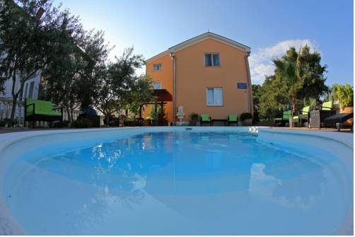 Imagen general del Hotel Villa Julian. Foto 8