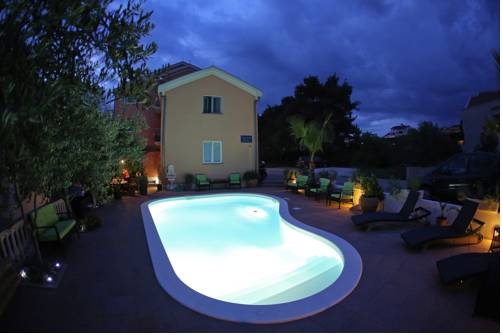 Imagen general del Hotel Villa Julian. Foto 12