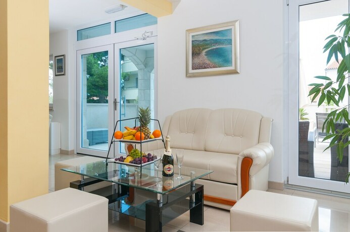 Imagen de los interiores del Hotel Villa Juraj. Foto 37