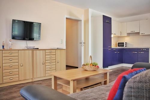 Imagen de la habitación del Hotel Villa Karina, Goehren. Foto 9