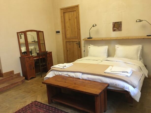 Imagen de la habitación del Hotel Villa Kars. Foto 5