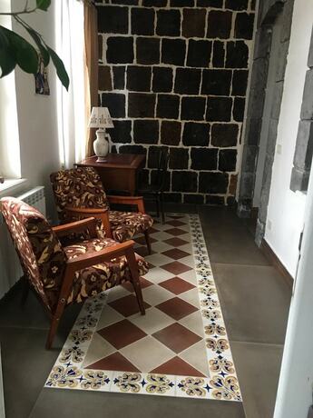 Imagen de la habitación del Hotel Villa Kars. Foto 7