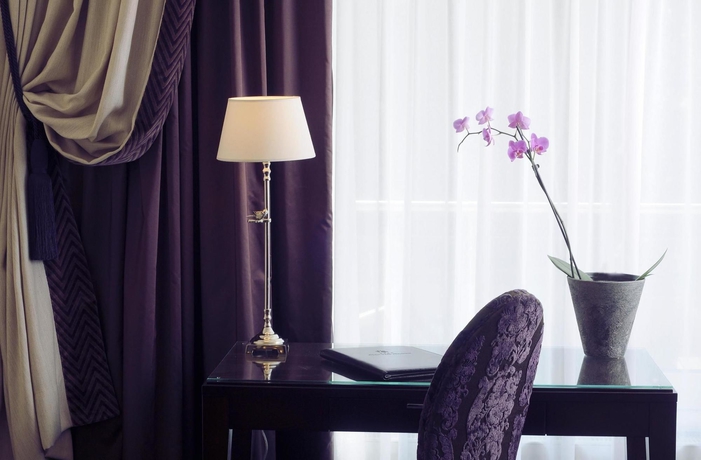 Imagen de la habitación del Hotel Villa Kastania. Foto 6