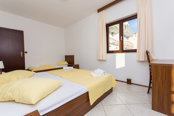 Imagen de la habitación del Hotel Villa Katarina. Foto 12