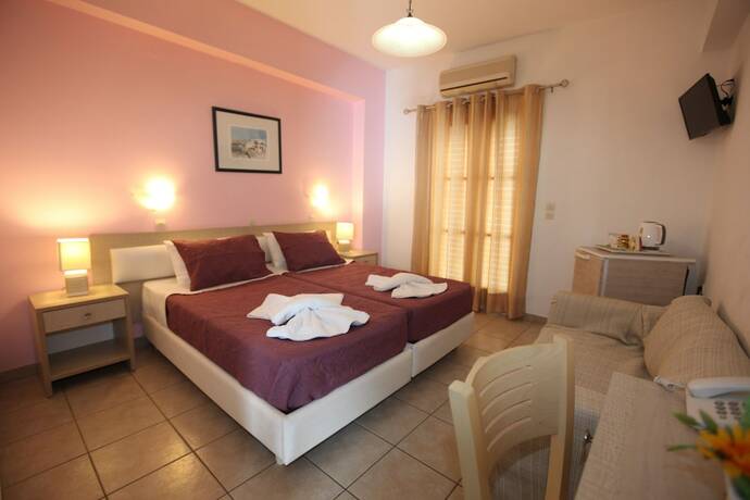 Imagen de la habitación del Hotel Villa Katerina. Foto 18