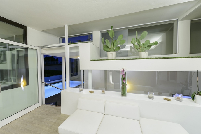 Imagen de los interiores del Hotel Villa Katy. Foto 11