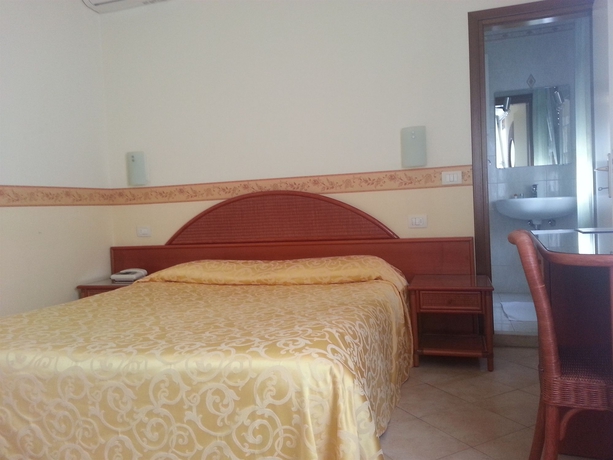 Imagen de la habitación del Hotel Villa Katy. Foto 7