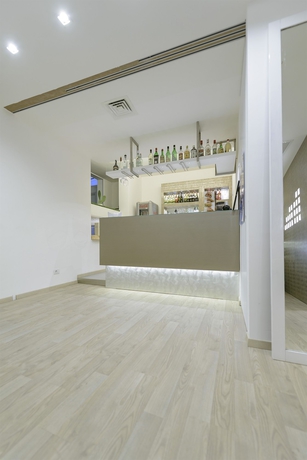 Imagen del bar/restaurante del Hotel Villa Katy. Foto 3