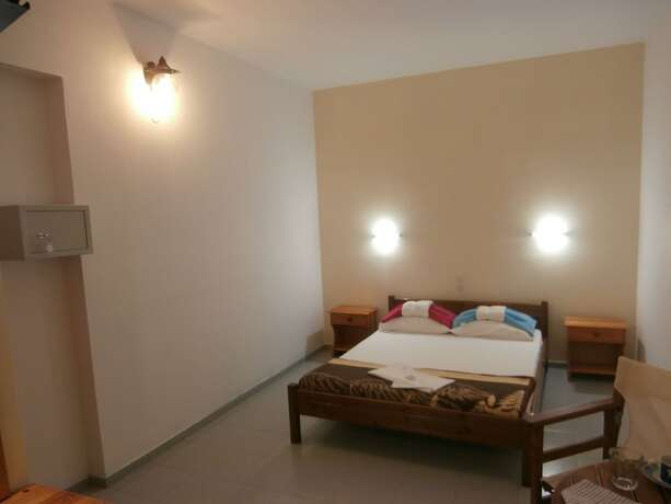 Imagen general del Hotel Villa Kavourakia, Skíathos. Foto 1