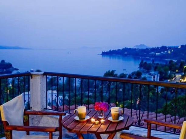 Imagen de la habitación del Hotel Villa Kavourakia, Sk&iacute;athos. Foto 14