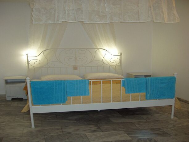 Imagen general del Hotel Villa Kavourakia, Sk&iacute;athos. Foto 2