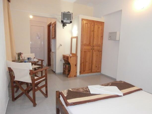 Imagen general del Hotel Villa Kavourakia, Sk&iacute;athos. Foto 4