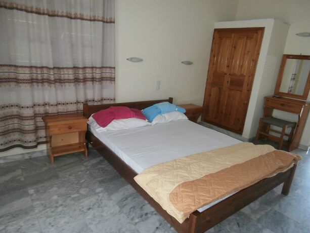 Imagen general del Hotel Villa Kavourakia, Sk&iacute;athos. Foto 6