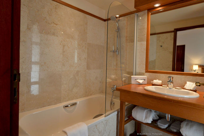 Imagen de la habitación del Hotel Villa Kerasy Spa. Foto 5