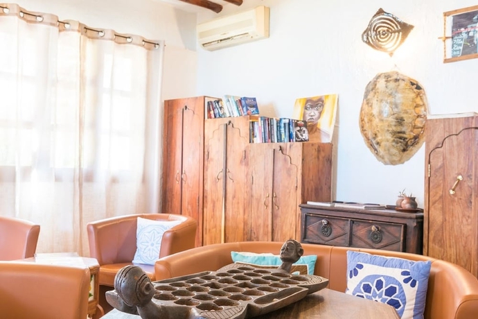 Imagen de los interiores del Hotel Villa Kiva. Foto 17